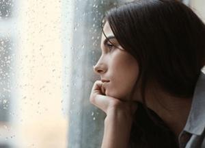 Эксперты назвали болезни, которые маскируются под плохое настроение