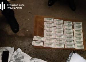 На Волыни чиновника полиции будут судить за взятку в 6 тысяч долларов (фото)