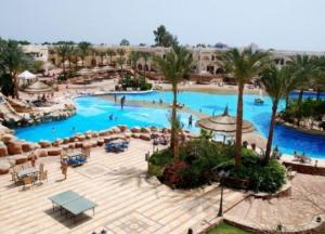 Египет вводит изменения для туристов из-за всплеска COVID-19