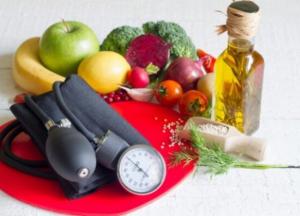 Медики назвали продукты, которые категорически противопоказаны гипертоникам