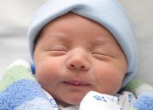 В Ужгороде родители назвали новорожденного сына Зеленским