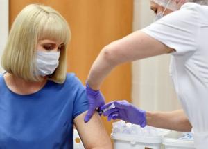 В Польше среди вакцинированных будут разыгрывать деньги и авто