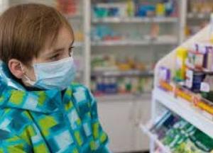 В Украине запретили продажу лекарств детям до 14 лет