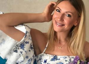 С ребенком на руках: Леся Никитюк заинтриговала поклонников новым снимком (фото)