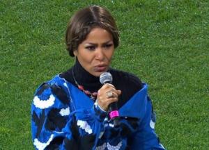 Гайтана гимном Украины вдохновила футболистов (видео)