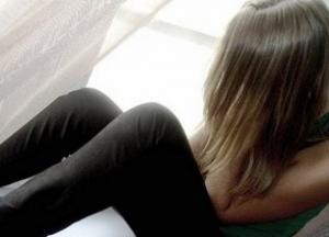 Насиловал в течение двух лет: 14-летняя девочка родила от насильника-педофила