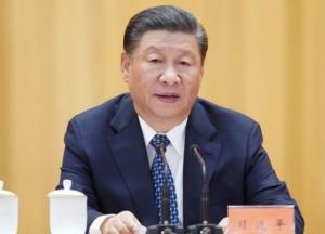 Власти Китая разрешат семьям иметь троих детей