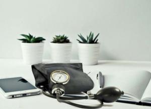 Медики назвали шесть способов, как понизить высокое давление без лекарств