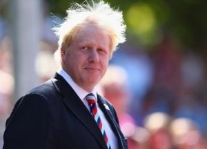 Премьер Великобритании спрятался в холодильнике от журналистов