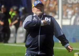 Умер легендарный Диего Марадона