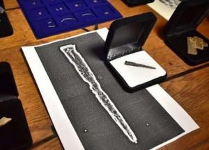 В Чехии археологи показали «гвоздь с распятия Иисуса Христа» (фото)