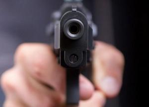 В Кировоградской области мужчина угрожал полицейским пистолетом