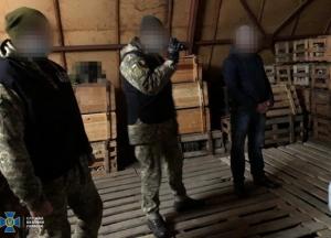 В военной части на Полтавщине выявили оборудку с обмундированием на миллион (фото)
