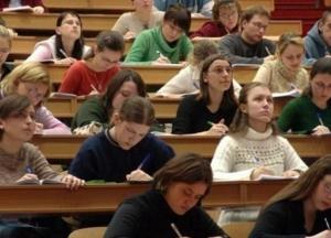 В Украине увеличили количество получателей стипендий в вузах