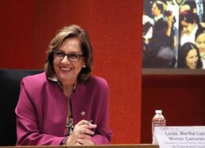 Политик показала голую грудь во время государственной онлайн-встречи (видео)