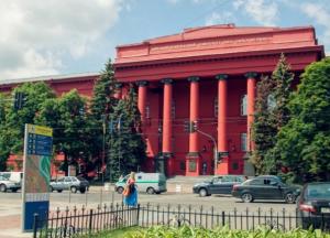 Вступительная кампания 2021: названы самые популярные вузы и специальности