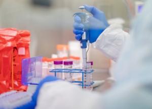 В Украине уже 19 706 случаев COVID-19, из них 579 летальных