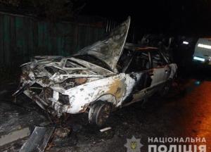 В Киеве мужчина из-за ревности сжег авто сожителя бывшей жены