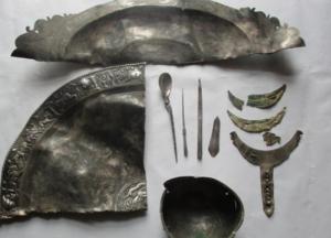 В Германии на аукционе пытались продать древнее серебро из Украины (фото)