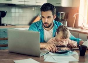 Рада приняла закон о дистанционной и надомной работе