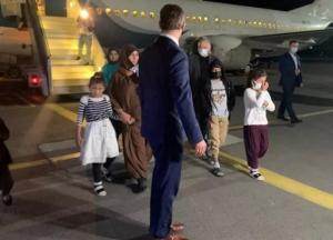 Украинцы вернулись на родину из лагеря беженцев в Сирии