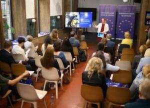 ЄС провів 20 медіасемінарів для українських журналістів: понад 400 медійників посилили знання про євроінтеграцію