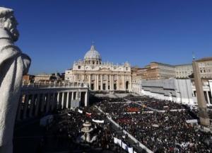 Виртуальная Пасха: Папа Римский впервые обратится с посланием онлайн