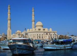 QR-код как пропуск в страну: на курортах Египта ввели новые требования к тестам туристов