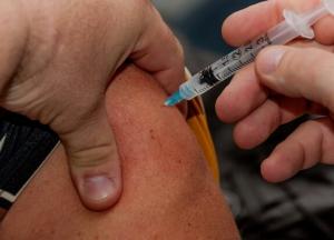 Минздрав утвердил рекомендации по COVID-вакцинации