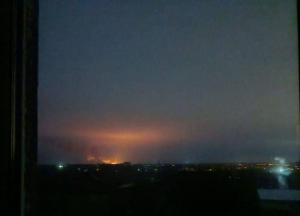 З’явилось ексклюзивне відео, як дрони ССО підірвали склад "Шахедів" у Донецьку