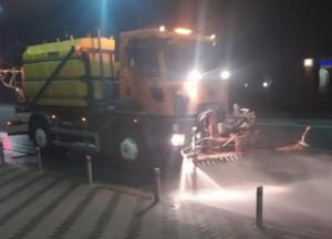 В Киеве будут мыть улицы из-за задымленности, связанной с пожарами в зоне отчуждения