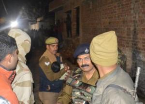 В Индии мужчина взял в заложники 20 детей, которые пришли на день рождения его дочери