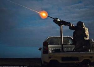 Уламки збили в Києві: пошкоджено офісну будівлю, житлові будинки та склад