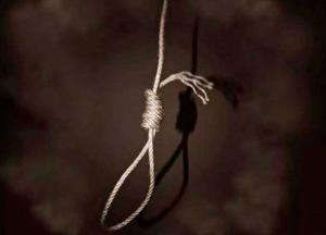 В Ровенской области 14-летняя девочка повесилась в подвале 