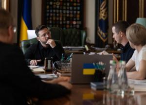 Україна відкриє архіви щодо Волинської трагедії та дозволить ексгумації в Польщі