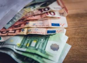 ЕК установит минимальную зарплату в Евросоюзе