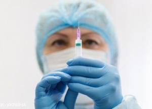 Минздрав зарезервировал 15 тысяч доз препарата AstraZeneca для повторной вакцинации