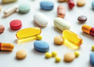 Названы витамины, которые повышают риск возникновения рака