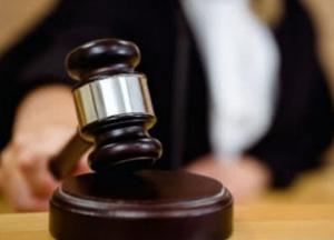 В Киеве суд вынес приговор мужчине, который убил любовницу во время интима, а затем задушил ее дочь