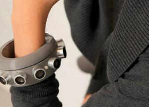 В США создали "браслет-глушилку"