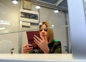 Лукашенко запретил пускать уехавших за границу