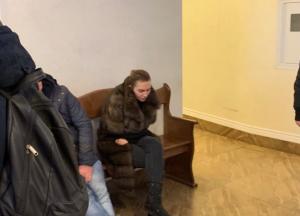 Убийство 3-летнего мальчика в Киеве: депутат Соболев с женой пришли в Шевченковский суд (фото) 