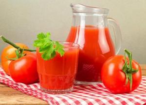 Врачи назвали самые полезные напитки для женщин