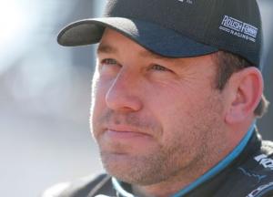 Известный американский гонщик разбился на последнем круге гонки (фото, видео)