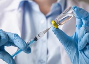 Украина ускорила доступ к вакцине от COVID-19