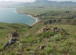 В Крыму оккупанты закатали в асфальт знаменитый мыс