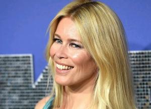 48-летняя Клаудиа Шиффер снялась без белья для обложки глянца (фото)