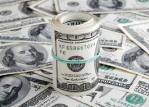 Курс доллара стремительно растет: на сколько подорожала валюта и каковы прогнозы