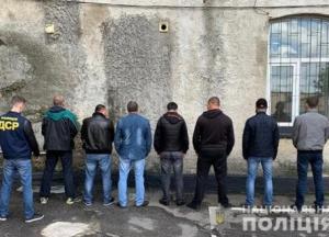 В Кировоградской области банда во главе с "авторитетом" требовала деньги из заключенных в СИЗО