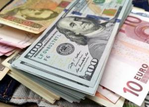 Курс валют: гривна укрепилась после резкого снижения